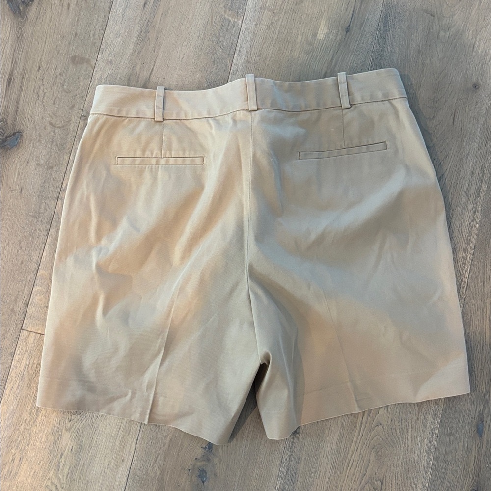 Talbots Classic Beige Shorts - Picture 6 of 6